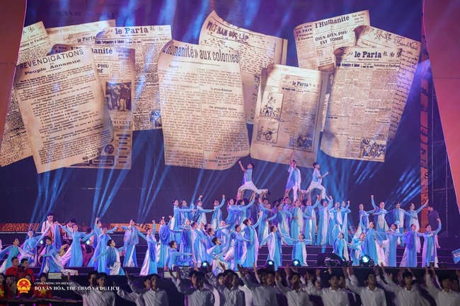 Định hướng ph&aacute;t triển nguồn nh&acirc;n lực ng&agrave;nh văn h&oacute;a trong kỷ nguy&ecirc;n mới theo tinh thần dự thảo văn kiện đại hội đảng lần thứ XIV - Ảnh 1.