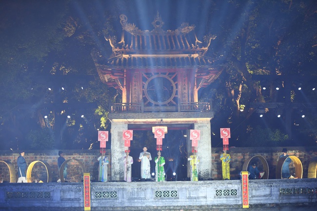 T&ocirc;n vinh truyền thống hiếu học qua chương tr&igrave;nh nghệ thuật tại Văn Miếu &ndash; Quốc Tử Gi&aacute;m - Ảnh 2.