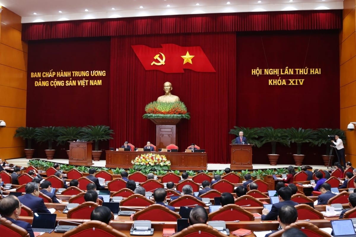 Hội nghị lần thứ hai Ban Chấp hành Trung ương Đảng khoá XIV khai mạc sáng 23/3 tại Hà Nội. Ảnh: VGP.