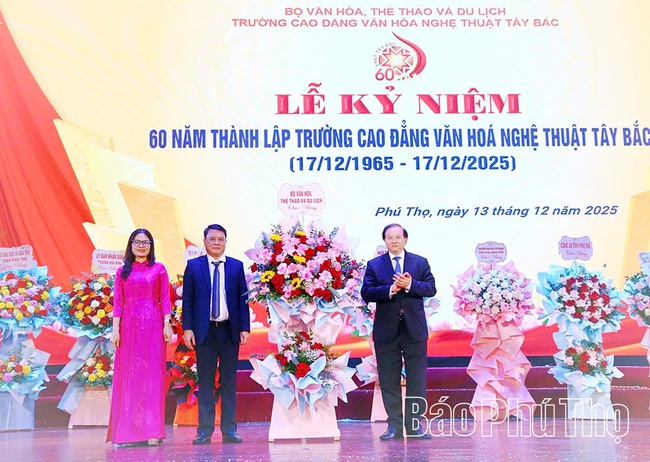 Trường Cao đẳng Văn hóa nghệ thuật Tây Bắc kỷ niệm 60 năm ngày thành lập - Ảnh 1. Trường Cao đẳng Văn hóa nghệ thuật Tây Bắc kỷ niệm 60 năm ngày thành lập - Ảnh 1.