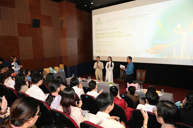 Lan tỏa tinh thần làm phim chuyên nghiệp từ buổi giao lưu với Đạo diễn Lý Hải – Nhà sản xuất Minh Hà - Ảnh 3.