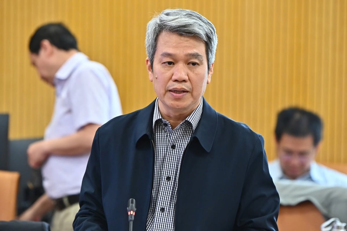 Phó Cục trưởng Cục Quản lý và Xây dựng công trình thủy lợi thông tin về tình hình hạn mặn tại vùng ĐBSCL. Ảnh: Tùng Đinh.