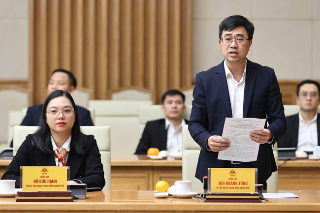 Thủ tướng Phạm Minh Ch&iacute;nh l&agrave;m việc với Ban Chấp h&agrave;nh Đo&agrave;n Thanh ni&ecirc;n Ch&iacute;nh phủ - Ảnh 3.