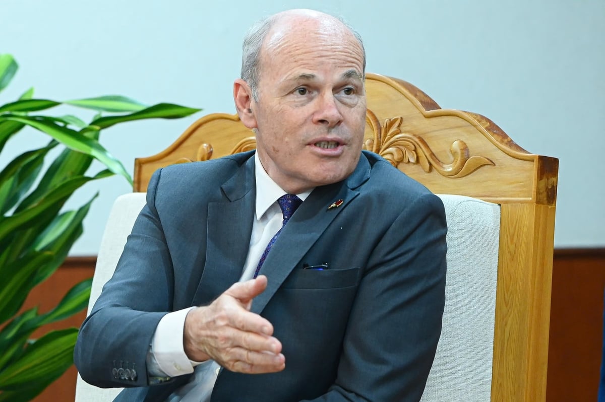 Đại sứ Đặc mệnh toàn quyền Canada tại Việt Nam James Nickel. Ảnh: Tùng Đinh.