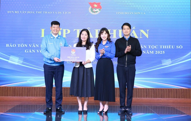 Chương tr&igrave;nh tập huấn bảo tồn văn h&oacute;a truyền thống tại Sơn La: N&acirc;ng cao &yacute; thức, tr&aacute;ch nhiệm thế hệ trẻ - Ảnh 2.