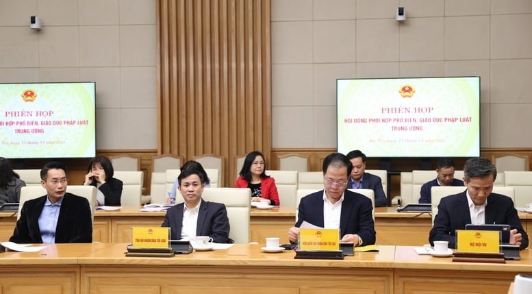 C&aacute;c đại biểu tham dự Phi&ecirc;n họp. Ảnh: VGP/GiaHuy.