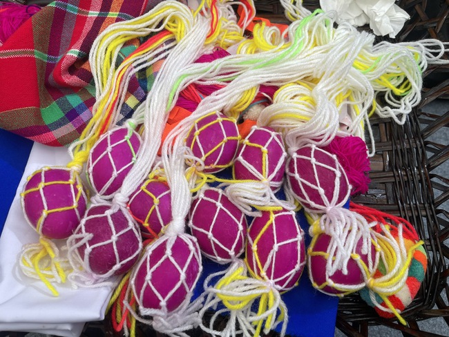 Tục nhuộm trứng - Nét đẹp văn hóa của người Hà Nhì Hoa - Ảnh 2. Tục nhuộm trứng - Nét đẹp văn hóa của người Hà Nhì Hoa - Ảnh 2.