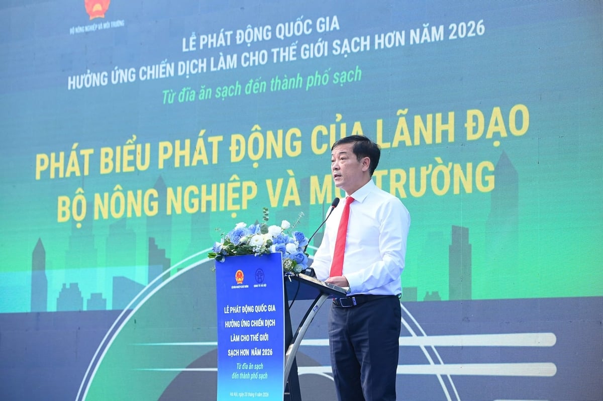 Thứ trưởng Lê Trọng Yên cho rằng, chủ đề 'Từ đĩa ăn sạch đến thành phố sạch' không chỉ là lời kêu gọi giữ gìn vệ sinh môi trường, mà còn đặt ra yêu cầu sử dụng tài nguyên tiết kiệm và quản lý chất thải hiệu quả hơn. Ảnh: Tùng Đinh. Thứ trưởng Lê Trọng Yên cho rằng, chủ đề 'Từ đĩa ăn sạch đến thành phố sạch' không chỉ là lời kêu gọi giữ gìn vệ sinh môi trường, mà còn đặt ra yêu cầu sử dụng tài nguyên tiết kiệm và quản lý chất thải hiệu quả hơn. Ảnh: Tùng Đinh.