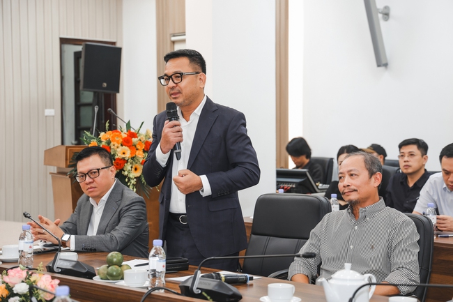 Bộ đôi huyền thoại Secret Garden lần đầu biểu diễn tại Việt Nam - Ảnh 3. Bộ đôi huyền thoại Secret Garden lần đầu biểu diễn tại Việt Nam - Ảnh 3.