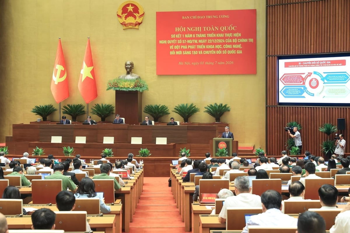 Hội nghị toàn quốc sơ kết 1 năm 6 tháng triển khai thực hiện Nghị quyết số 57-NQ/TW ngày 22/12/2024 của Bộ Chính trị. Ảnh: VGP/Nhật Bắc. Hội nghị toàn quốc sơ kết 1 năm 6 tháng triển khai thực hiện Nghị quyết số 57-NQ/TW ngày 22/12/2024 của Bộ Chính trị. Ảnh: VGP/Nhật Bắc.