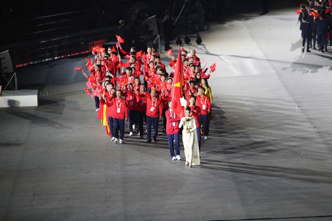 Lễ khai mạc SEA Games 33: Đầy màu sắc và ấn tượng - Ảnh 10. Lễ khai mạc SEA Games 33: Đầy màu sắc và ấn tượng - Ảnh 10.