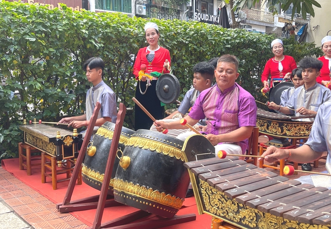 Khi Chi&ecirc;ng Mường v&agrave; Nhạc Ngũ &acirc;m h&ograve;a nhịp c&ugrave;ng du lịch bền vững - Ảnh 5.