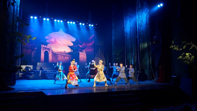 Gỡ n&uacute;t thắt thể chế cho lộ tr&igrave;nh tự chủ của c&aacute;c đo&agrave;n nghệ thuật - Ảnh 5.