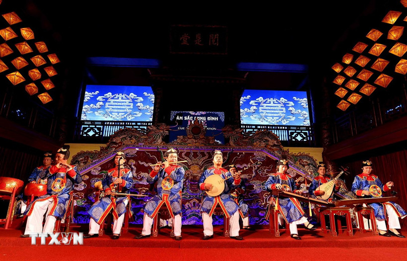 17 Di sản được UNESCO ghi danh: Nền văn hóa phong phú, đồ sộ của dân tộc - Ảnh 1. 17 Di sản được UNESCO ghi danh: Nền văn hóa phong phú, đồ sộ của dân tộc - Ảnh 1.