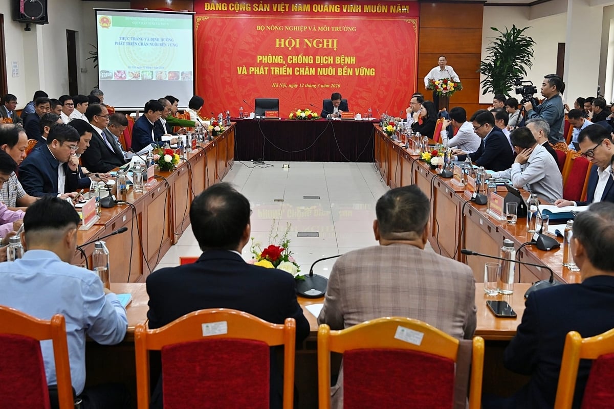 Hội nghị thu hút hàng trăm đại biểu dự trực tiếp tại trụ sở Bộ Nông nghiệp và Môi trường. Ảnh: Bảo Thắng. Hội nghị thu hút hàng trăm đại biểu dự trực tiếp tại trụ sở Bộ Nông nghiệp và Môi trường. Ảnh: Bảo Thắng.