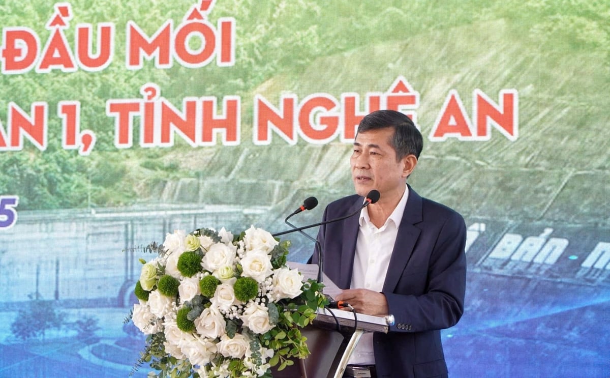 Ông Thái Văn Thành, Phó Chủ tịch UBND tỉnh Nghệ An phát biểu tại buổi lễ. Ảnh: Đình Tiệp.