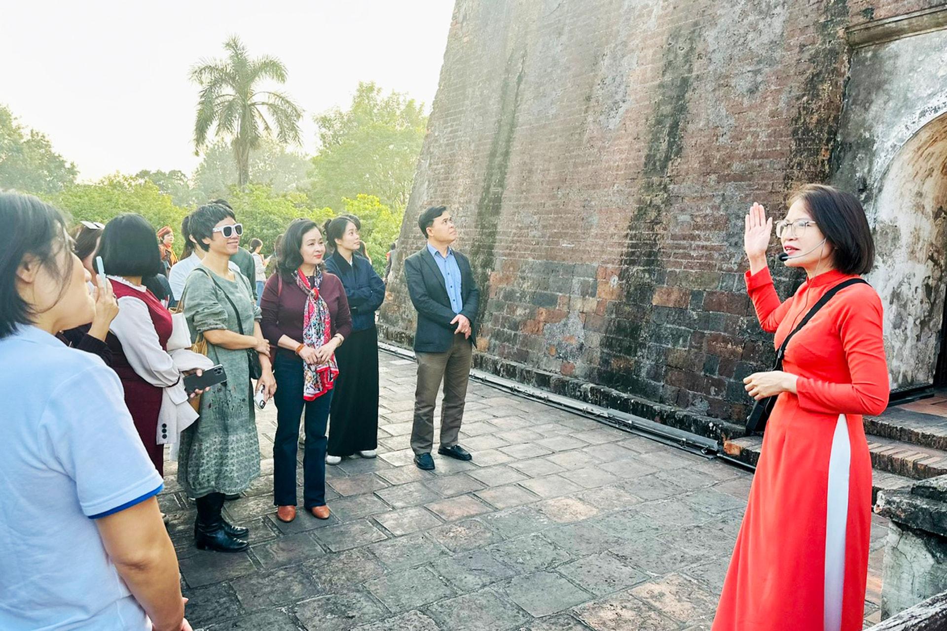 Trải nghiệm di sản bằng nghệ thuật và công nghệ - Ảnh 1. Trải nghiệm di sản bằng nghệ thuật và công nghệ - Ảnh 1.