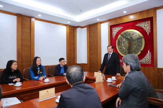 B&agrave; Nguyễn Hằng Nga l&agrave;m Gi&aacute;m đốc Trung t&acirc;m Triển l&atilde;m Văn h&oacute;a Nghệ thuật Việt Nam - Ảnh 3.