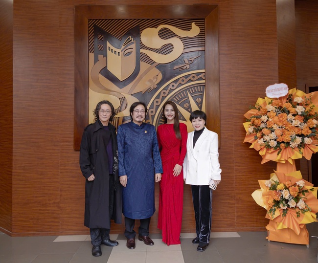  Thứ trưởng Tạ Quang Đông dự Lễ kỷ niệm 45 năm thành lập Trường Đại học Sân khấu – Điện ảnh Hà Nội  - Ảnh 6.