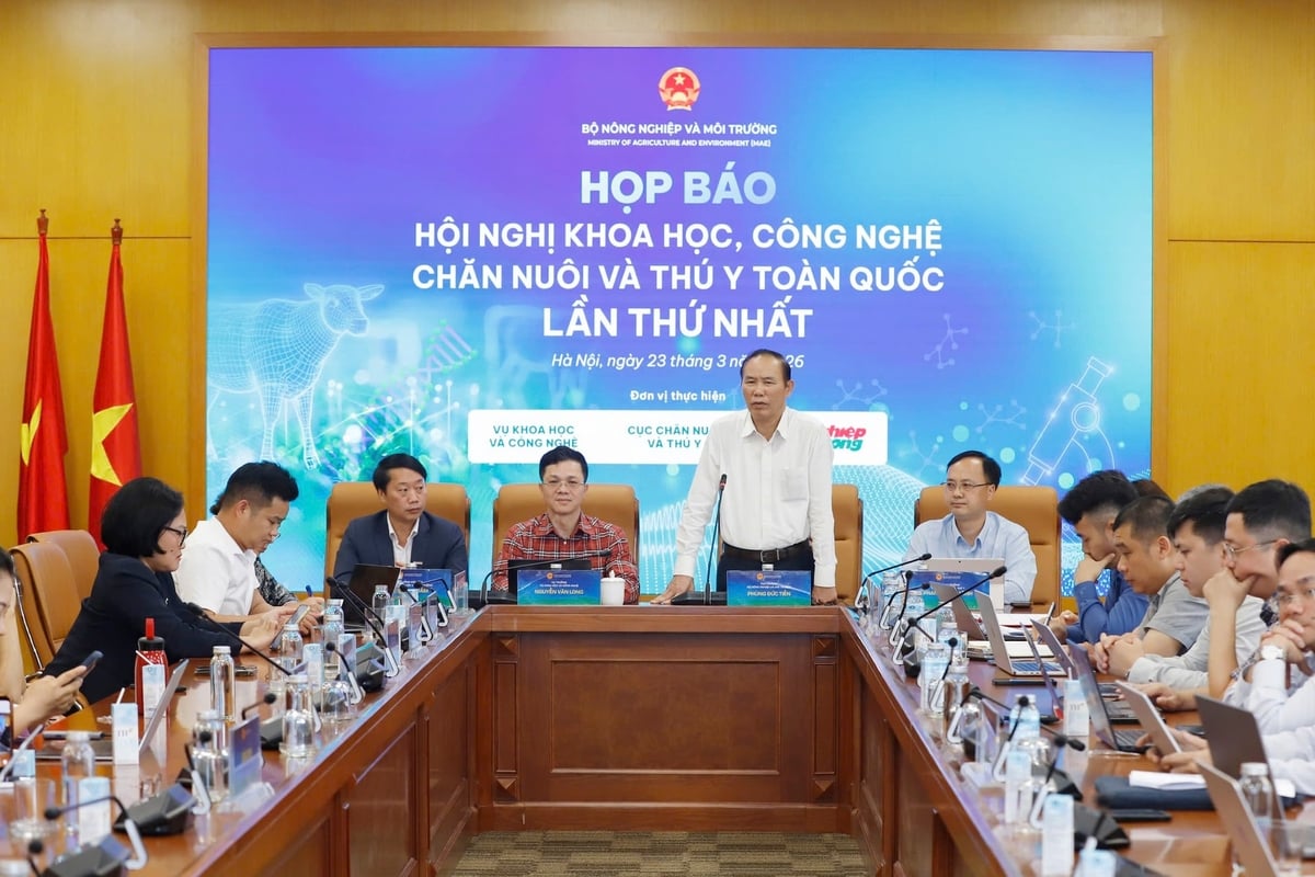 Bộ Nông nghiệp và Môi trường tổ chức họp báo cung cấp thông tin về Hội nghị Khoa học, Công nghệ Chăn nuôi và Thú y toàn quốc lần thứ nhất, dự kiến diễn ra từ ngày 27 - 28/3/2026 tại Trung tâm Hội nghị Quốc gia, Hà Nội. Ảnh: Khương Trung.