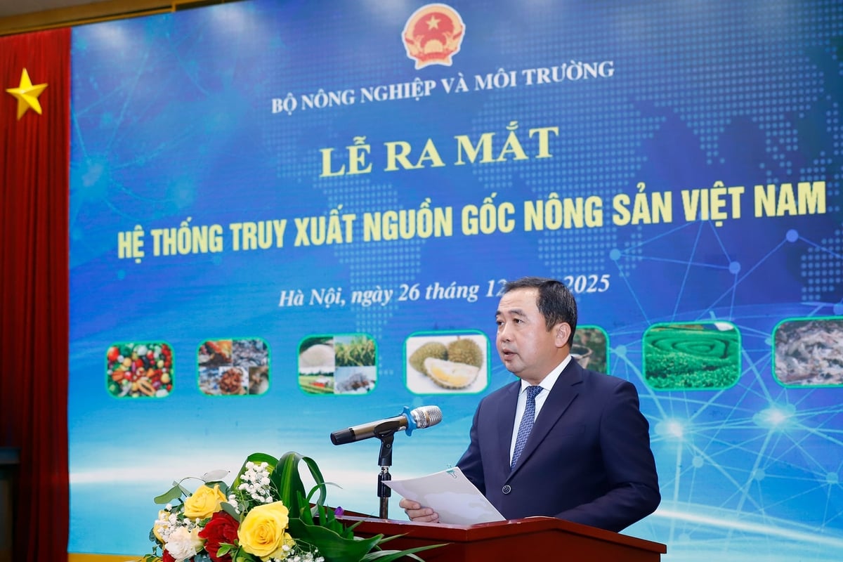 Bộ trưởng Bộ N&ocirc;ng nghiệp v&agrave; M&ocirc;i trường Trần Đức Thắng ph&aacute;t biểu khai mạc. Ảnh: Khương Trung.