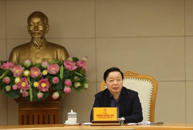 Phó Thủ tướng Trần Hồng Hà chủ trì cuộc họp cho ý kiến về nội dung dự thảo Nghị định thay thế Nghị định số 03/2019/NĐ-CP về hoạt động viễn thám. Ảnh: TTXVN.