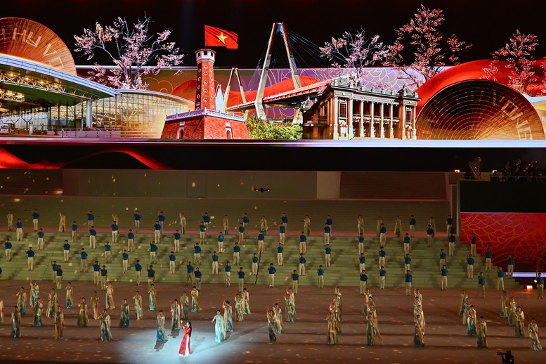 "Dưới l&aacute; cờ vẻ vang của Đảng" ch&agrave;o mừng th&agrave;nh c&ocirc;ng Đại hội XIV của Đảng - Ảnh 4.