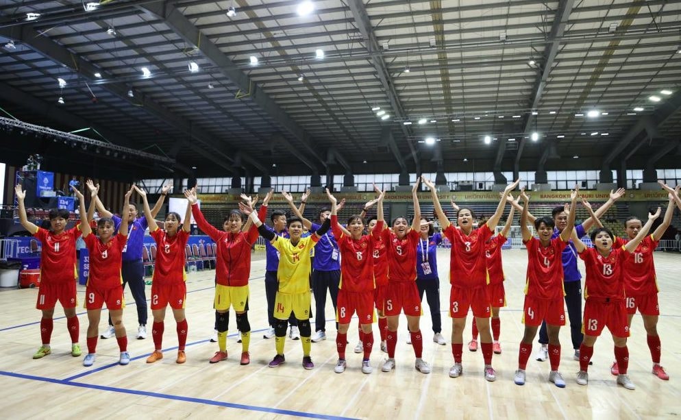 Tuyển Futsal nữ Việt Nam lọt vào top 10 thế giới - Ảnh 1. Tuyển Futsal nữ Việt Nam lọt vào top 10 thế giới - Ảnh 1.