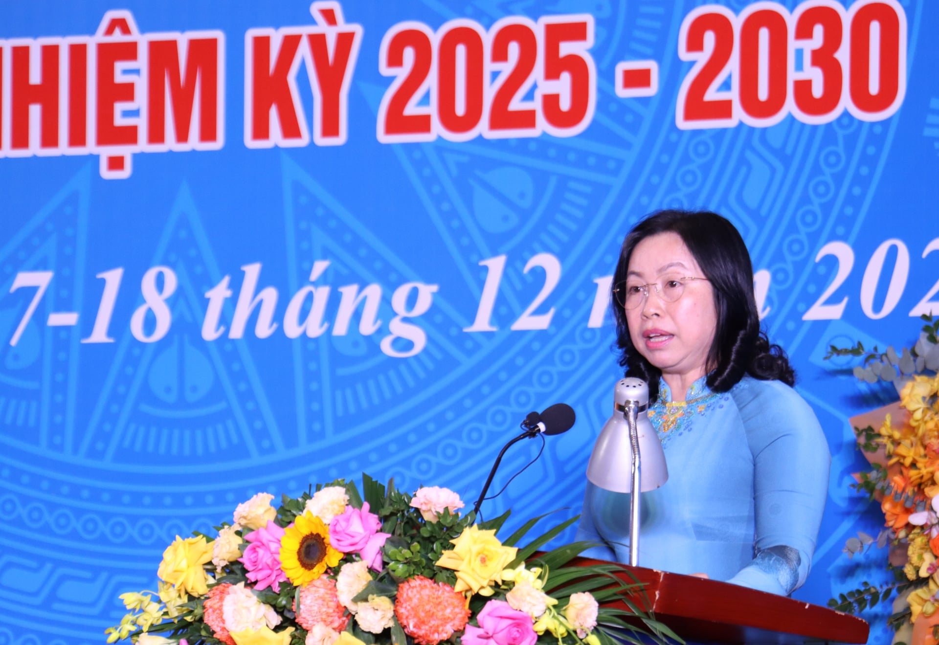 Bà Thái Thu Xương nhấn mạnh yêu cầu đổi mới mạnh mẽ, toàn diện nội dung và phương thức hoạt động của Công đoàn ngành NN-MT Việt Nam. Ảnh: Nguyễn Thủy. Bà Thái Thu Xương nhấn mạnh yêu cầu đổi mới mạnh mẽ, toàn diện nội dung và phương thức hoạt động của Công đoàn ngành NN-MT Việt Nam. Ảnh: Nguyễn Thủy.