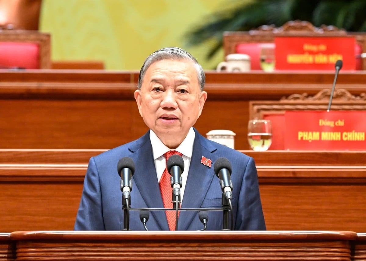 Tổng Bí thư Tô Lâm: Đảng muốn lãnh đạo lâu dài thì phải luôn tự hoàn thiện, tự làm mới, giữ vững bản chất cách mạng và tính tiên phong. Baochinhphu.vn.