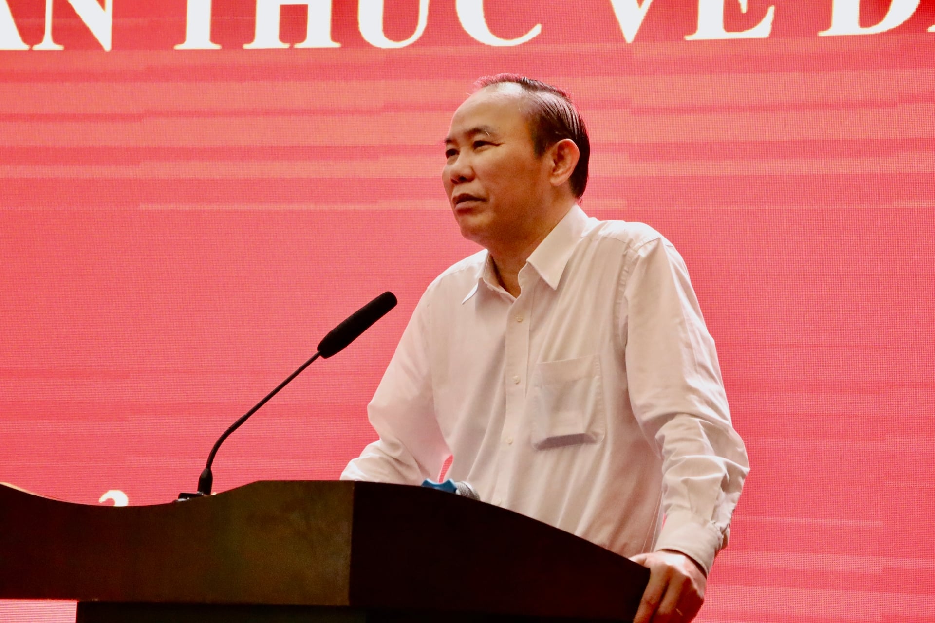 Thứ trưởng Phùng Đức Tiến nhấn mạnh công tác xây dựng Đảng luôn là nhiệm vụ then chốt, có ý nghĩa quyết định đến sự phát triển của ngành. Ảnh: Phương Linh.