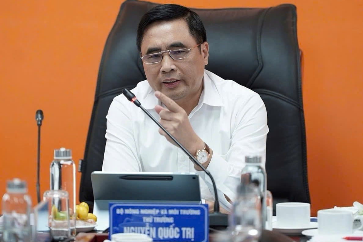 Thứ trưởng Nguyễn Quốc Trị y&ecirc;u cầu đẩy mạnh chuyển đổi số khi triển khai nhiệm vụ. Ảnh: Bảo Thắng.