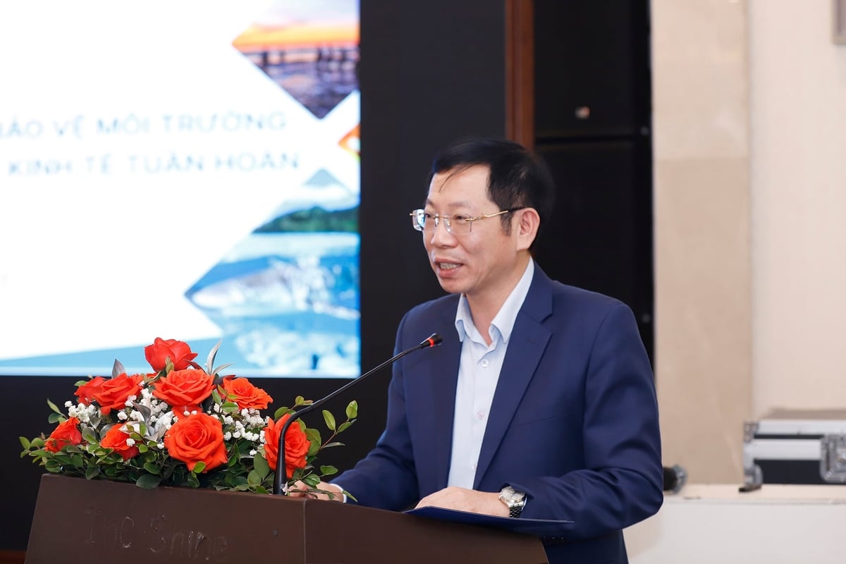 Ông Vũ Tiến Phụng, Phó Chủ tịch UBND TP Hải Phòng bày tỏ vinh dự khi thành phố được lựa chọn tổ chức sự kiện quan trọng về phát triển kinh tế biển và KTTH. Ảnh: Khương Trung. Ông Vũ Tiến Phụng, Phó Chủ tịch UBND TP Hải Phòng bày tỏ vinh dự khi thành phố được lựa chọn tổ chức sự kiện quan trọng về phát triển kinh tế biển và KTTH. Ảnh: Khương Trung.