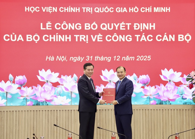 PGS.TS L&ecirc; Hải B&igrave;nh giữ chức Ph&oacute; Gi&aacute;m đốc Học viện Ch&iacute;nh trị Quốc gia Hồ Ch&iacute; Minh - Ảnh 3.