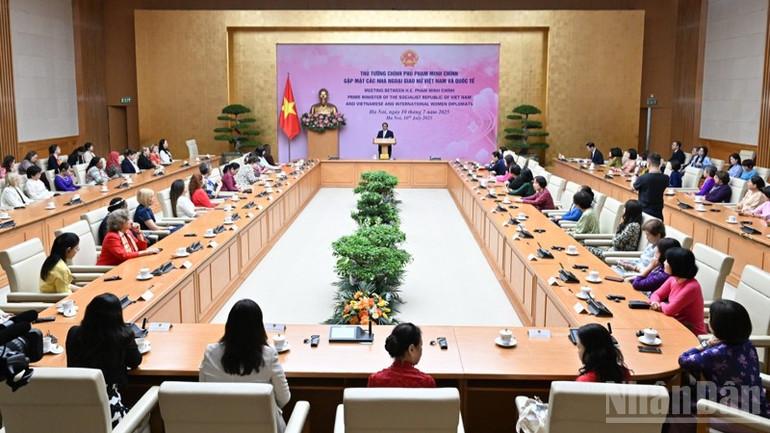 Quang cảnh buổi gặp mặt. ndo_br_anh-3-2340.jpg