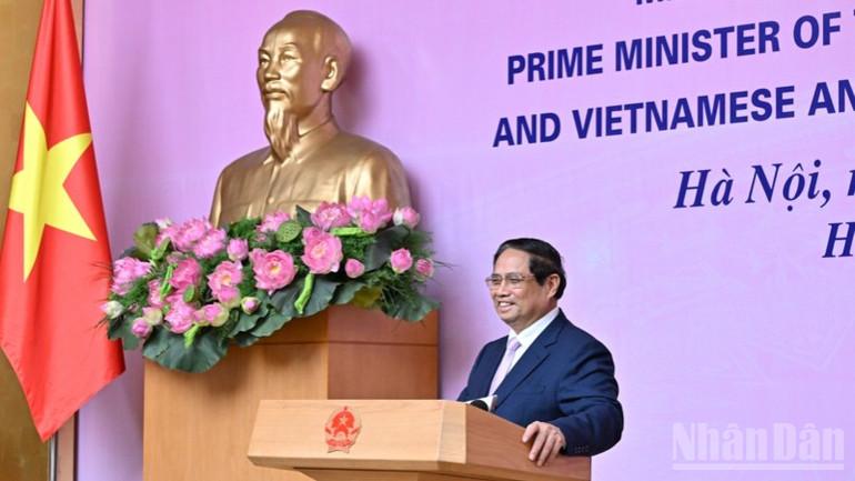 Thủ tướng Phạm Minh Chính phát biểu ý kiến tại buổi gặp mặt. ndo_br_anh-2-8046.jpg