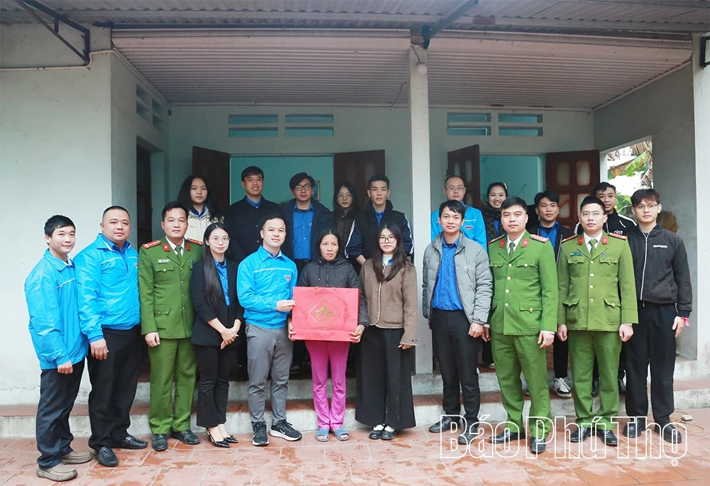 Chương tr&igrave;nh t&igrave;nh nguyện &ldquo;Xu&acirc;n gắn kết - Tết y&ecirc;u thương 2026&rdquo;