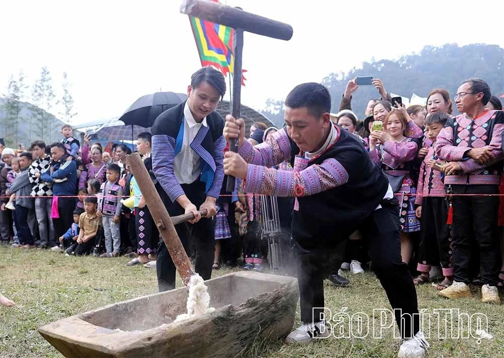 Ấn tượng b&aacute;nh giầy Tết M&ocirc;ng