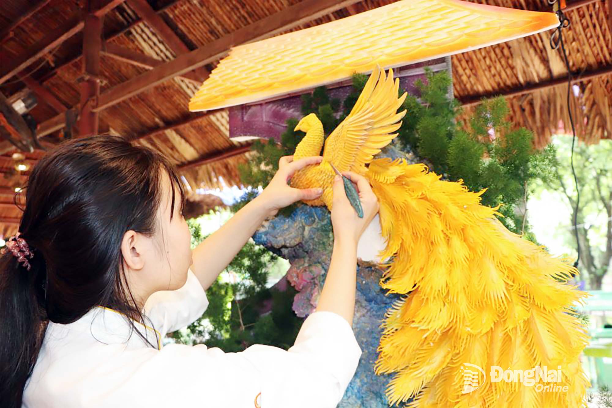 Các đầu bếp tham gia hội thi cắt tỉa rau củ tại Ngày hội Ẩm thực năm 2024. Ảnh: Ngọc Liên