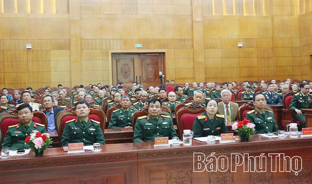 UBND tỉnh gặp mặt cán bộ cao cấp Quân đội nghỉ hưu, nghỉ công tác năm 2025