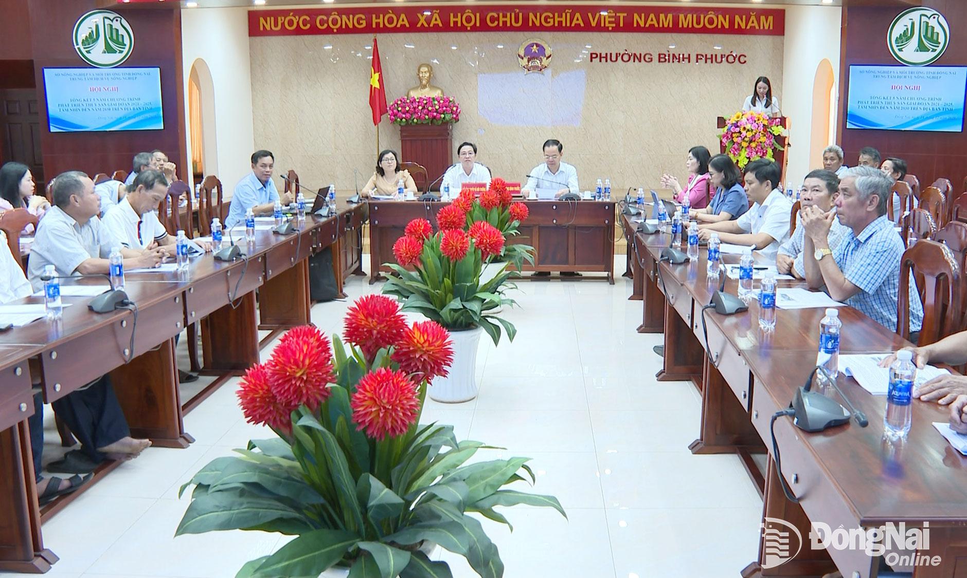 Các đại biểu dự hội nghị. Ảnh: Văn Đoàn