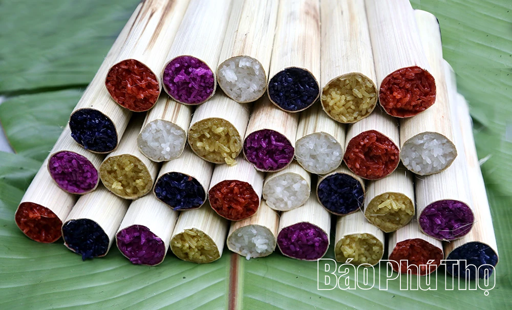 Hương vị núi rừng gửi trong ống nứa