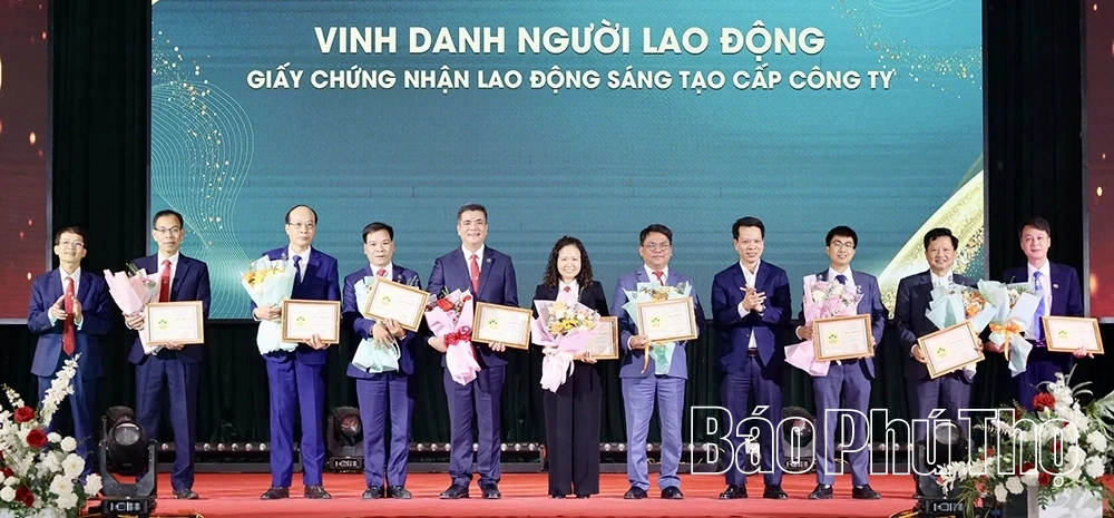 Công ty Cổ phần Supe phốt phát và Hóa chất Lâm Thao: Gala “Chào năm mới 2026”