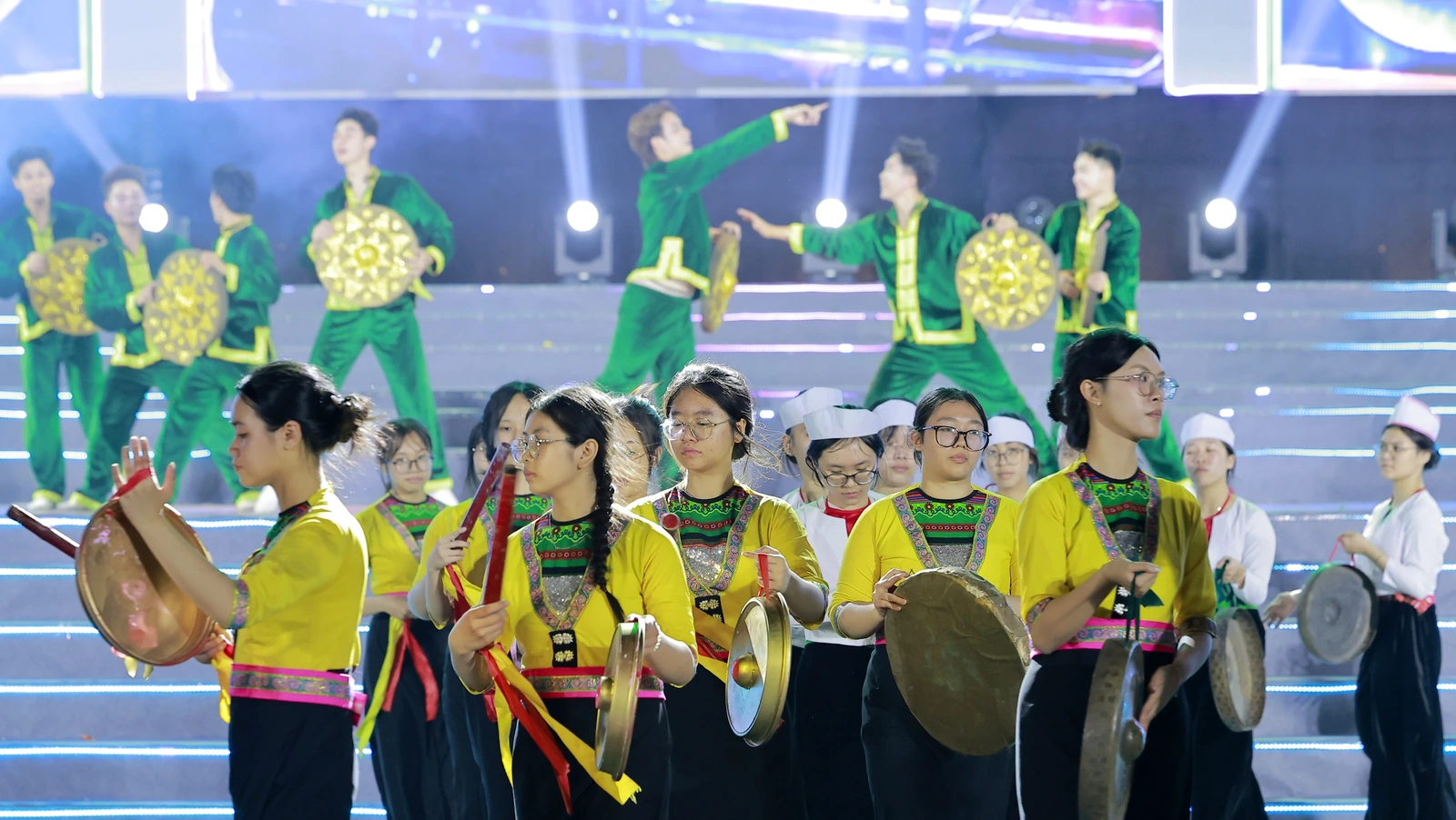 Chương tr&igrave;nh nghệ thuật Đất Tổ linh thi&ecirc;ng - Kh&aacute;t vọng h&ugrave;ng cường&rdquo;