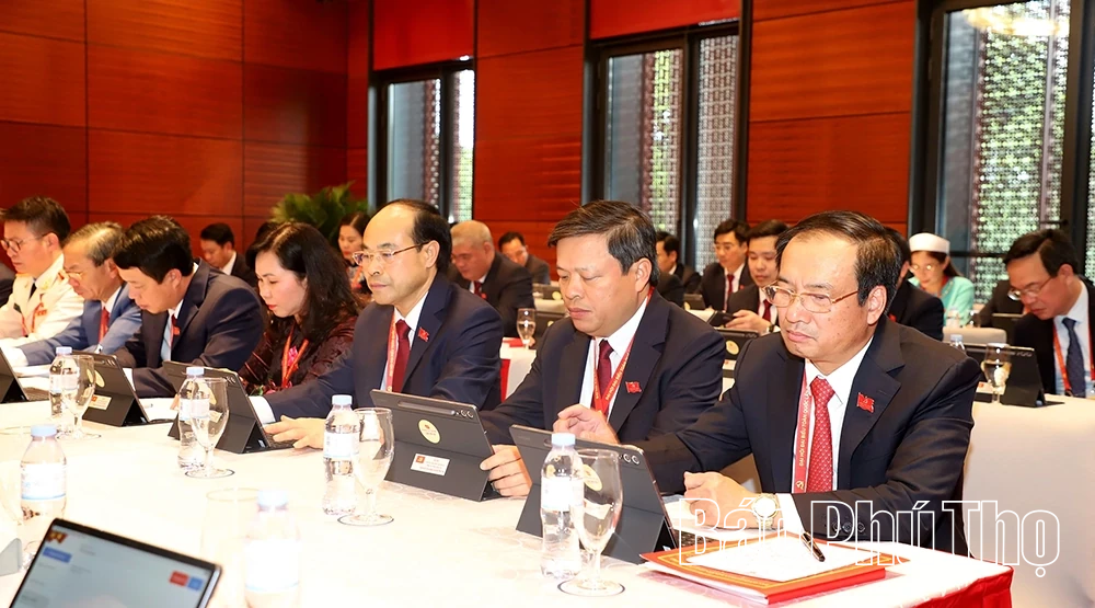 Đoàn đại biểu tỉnh Phú Thọ đóng góp nhiều ý kiến vào các dự thảo văn kiện trình Đại hội XIV của Đảng