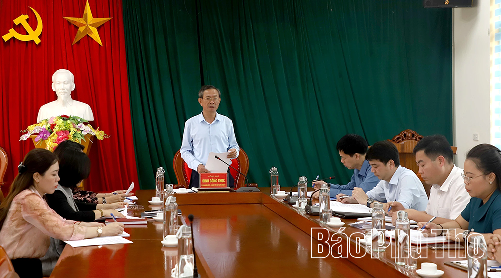 Đoàn công tác số 8 kiểm tra công tác chuẩn bị bầu cử tại các xã Minh Đài, Văn Miếu