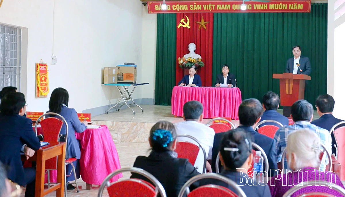 Chủ tịch UBND tỉnh Trần Duy Đông dự sinh hoạt Chi bộ khu 3B Chu Hóa