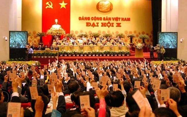 Đảng Cộng sản Việt Nam - Từ đại hội đến đại hội: Đại hội đại biểu to&agrave;n quốc lần thứ X của Đảng