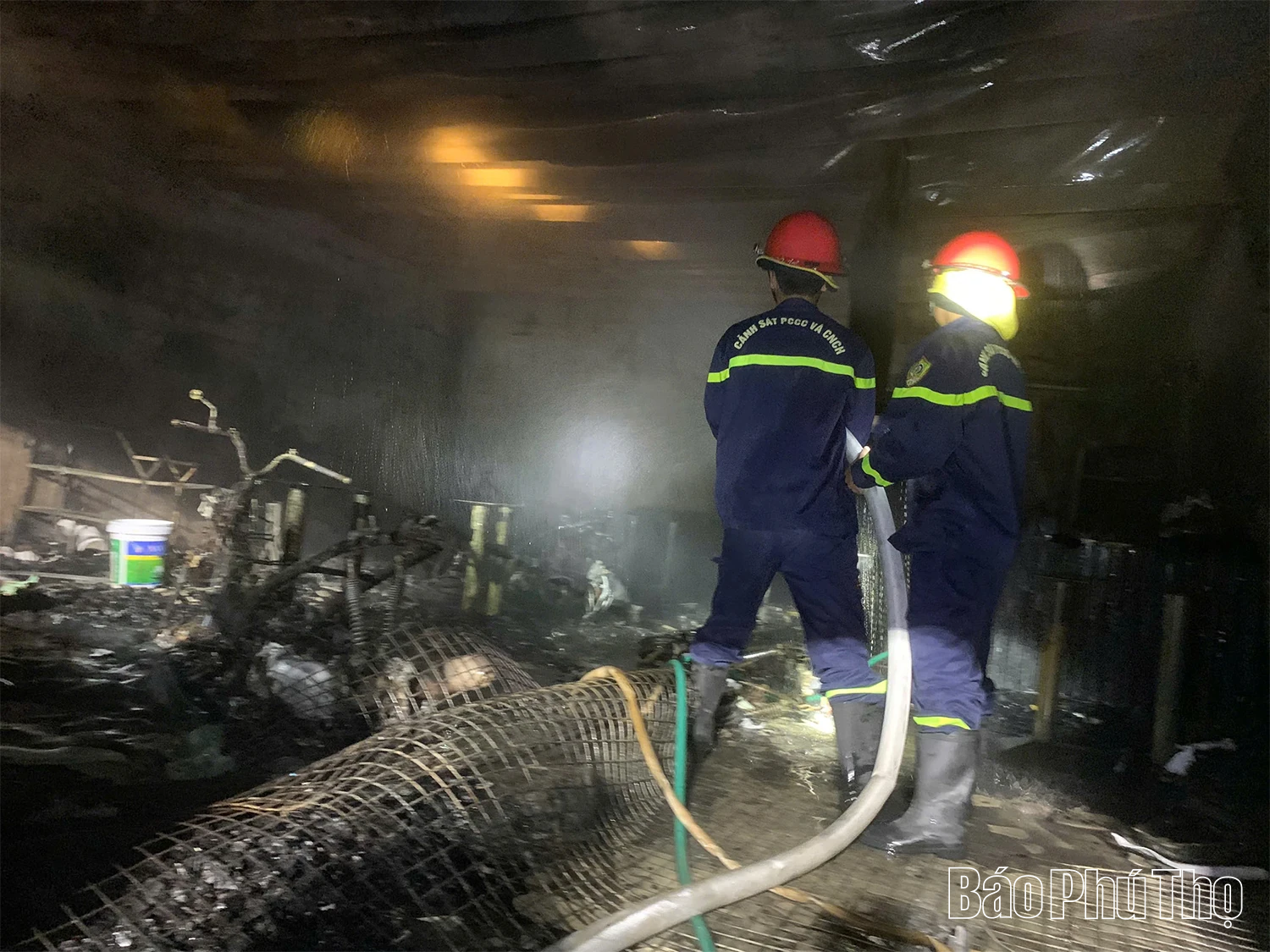 Cháy quán Café, nhiều tài sản bị thiêu rụi