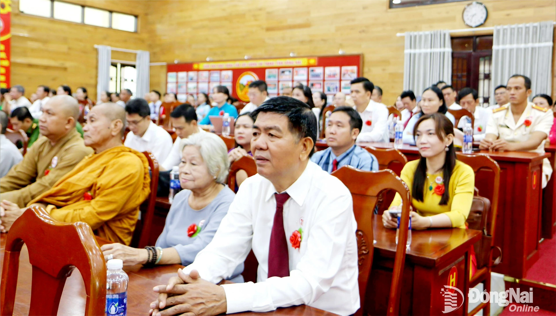 C&aacute;c tấm gương người tốt, việc tốt tham dự hội nghị. Ảnh: Văn Truy&ecirc;n